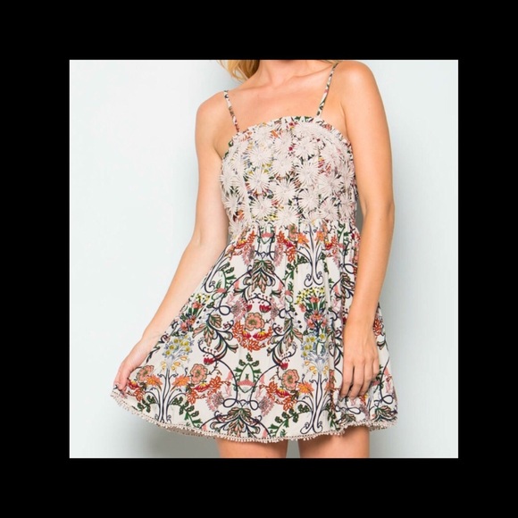 Flirty Print Mini - Picture 2 of 8